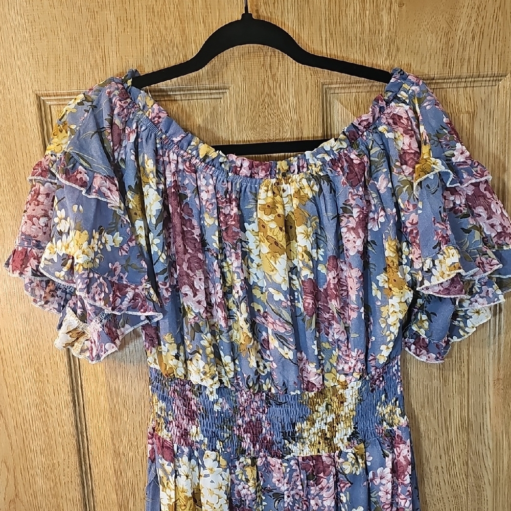 Floral Off-Shoulder Dress - Picture 10 of 11